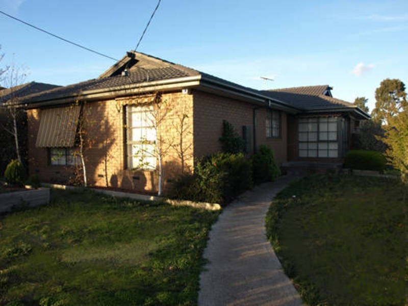 1 Garryowen Terrace, Tullamarine VIC 3043
