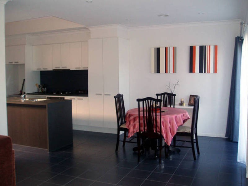 10 Helios Walk, Epping VIC 3076