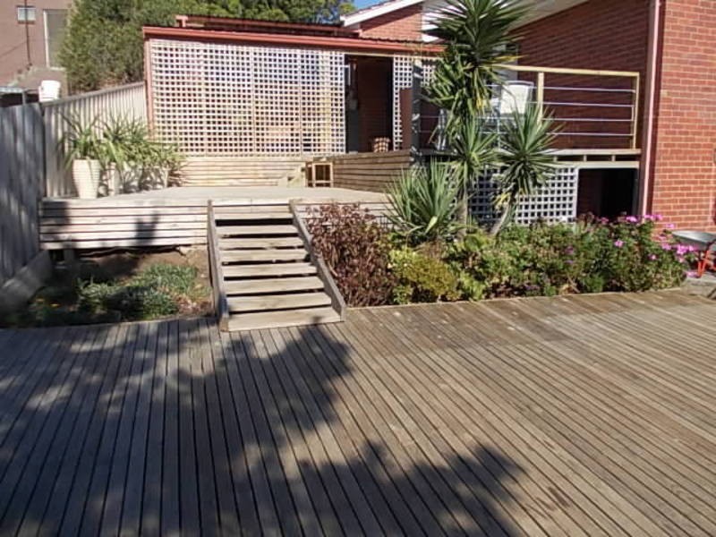 8 Fraser Court, Jacana VIC 3047