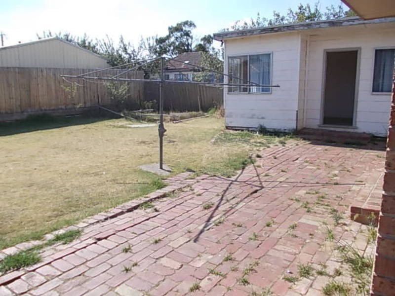 81 Glen Street, Glenroy VIC 3046