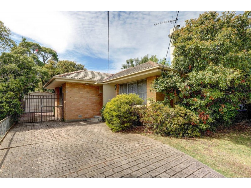 106 Sunset blvd, Jacana VIC 3047