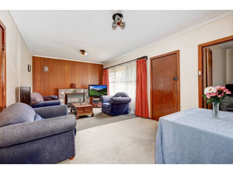 106 Sunset blvd, Jacana VIC 3047