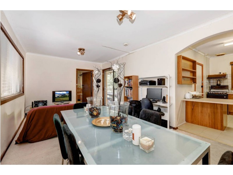 106 Sunset blvd, Jacana VIC 3047