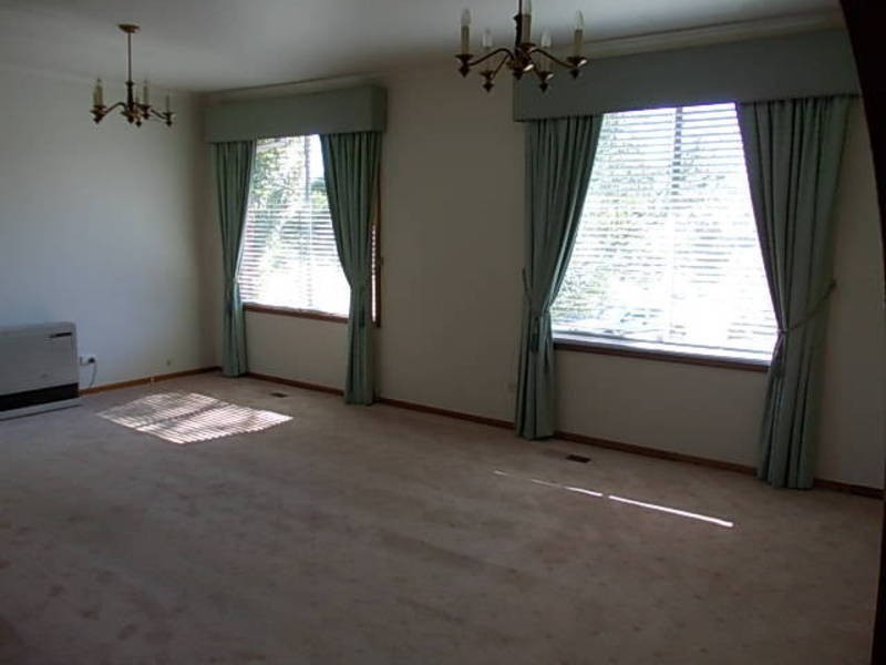 82 Ripplebrook Drive, Broadmeadows VIC 3047