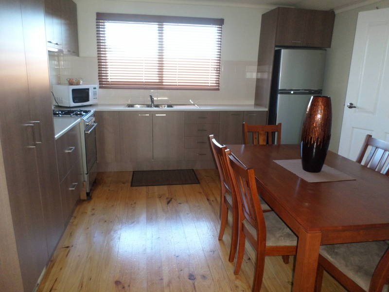 3/36 Grevillia Road, Oak Park VIC 3046