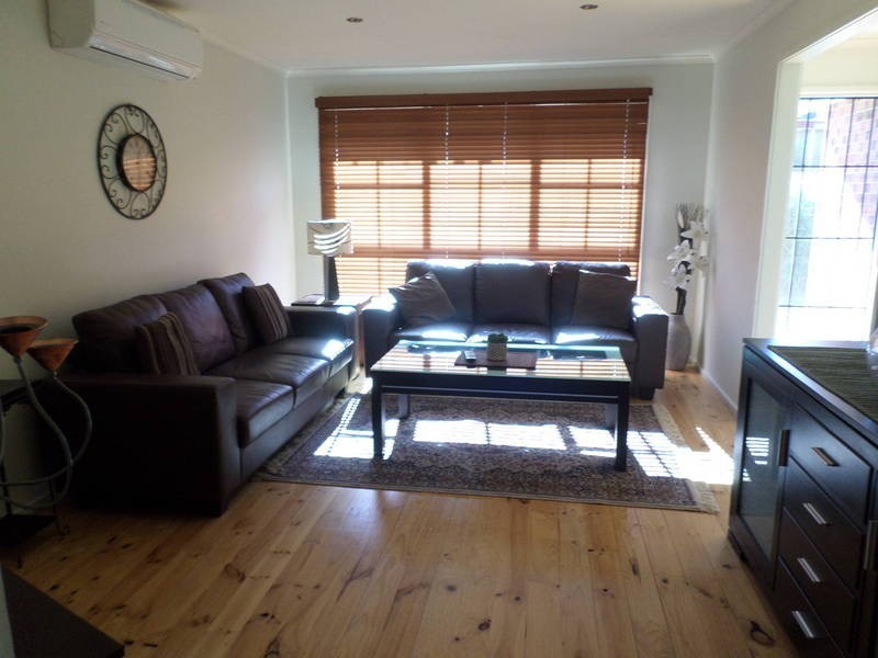 3/36 Grevillia Road, Oak Park VIC 3046