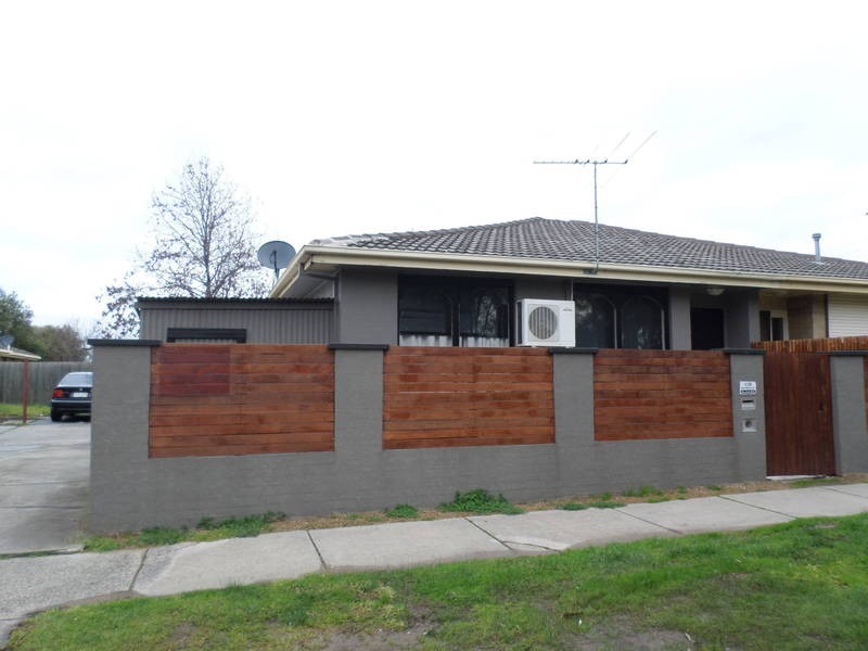 1/28 Richmond Street, Hadfield VIC 3046