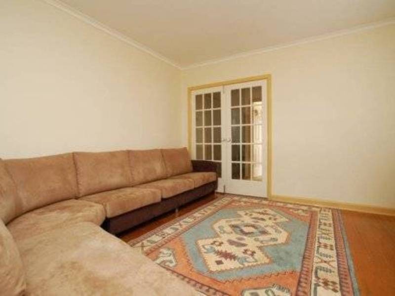 75 Leonard Avenue, Glenroy VIC 3046