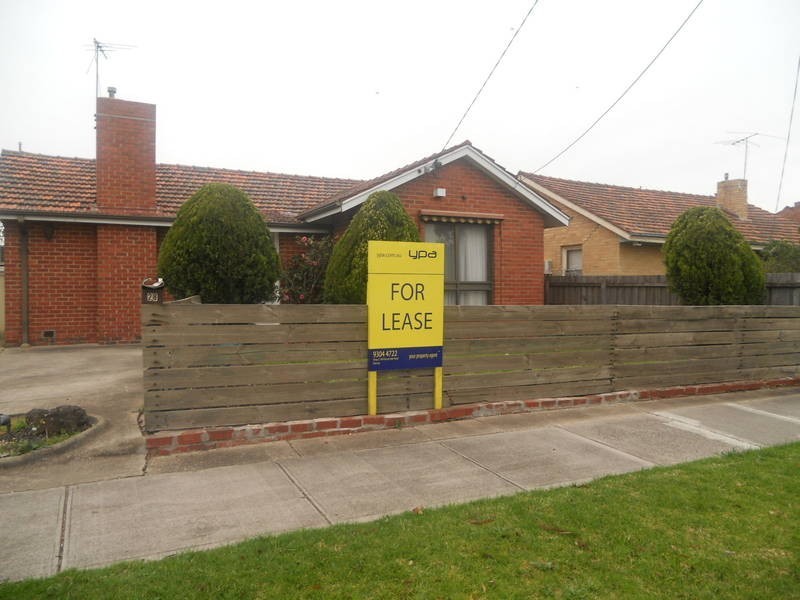 28 LANDY ROAD, Jacana VIC 3047