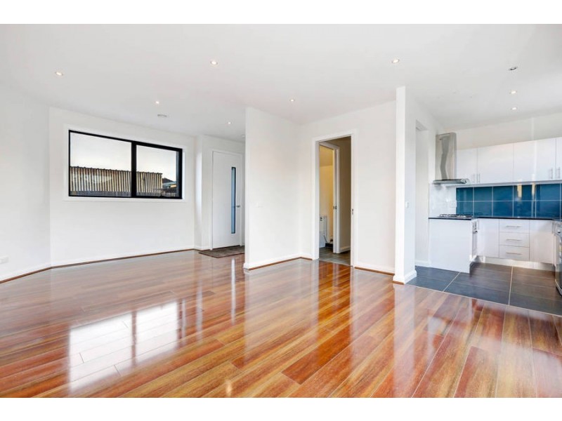 2/56 Lahinch St, Broadmeadows VIC 3047