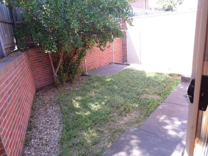 6/35-37 Alpine Grove, Pascoe Vale VIC 3044