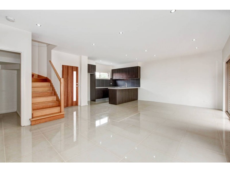 2/43 Hilda St, Glenroy VIC 3046