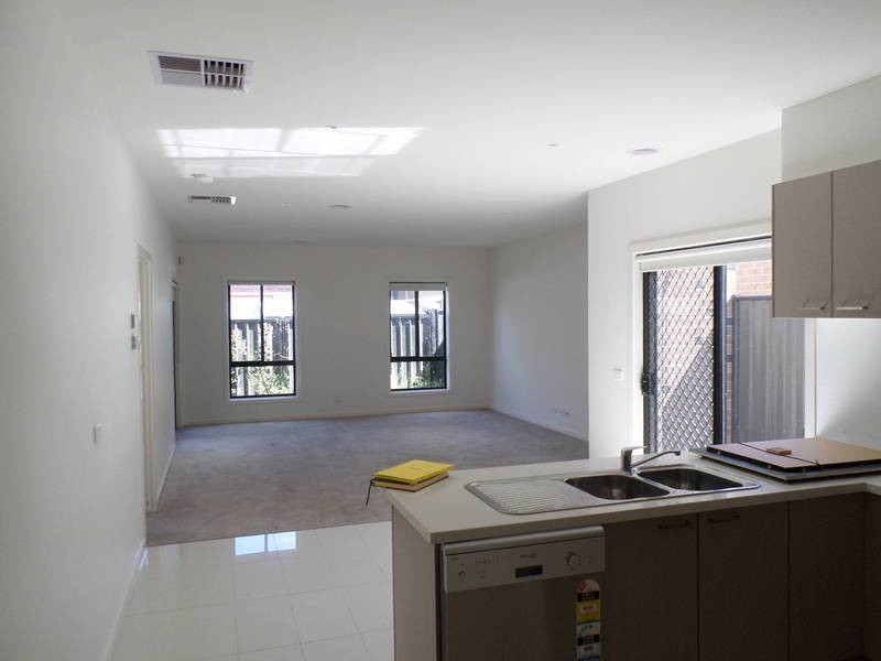 8  Folger Road, Craigieburn VIC 3064