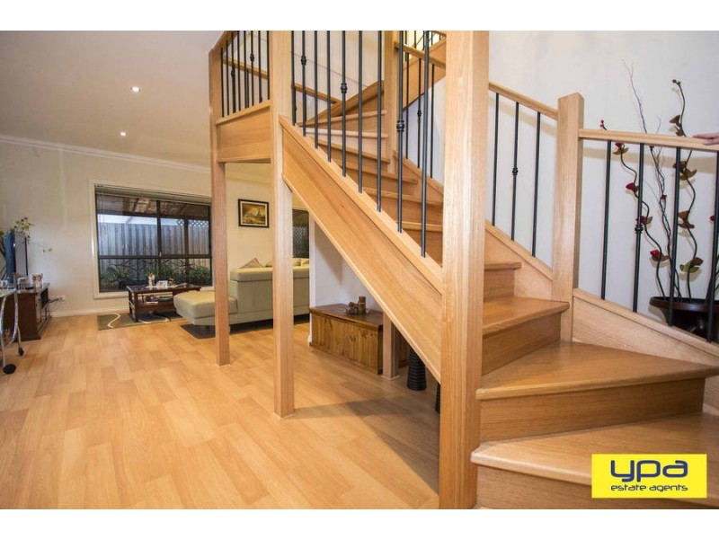 1/32  Sutherland Street, Hadfield VIC 3046