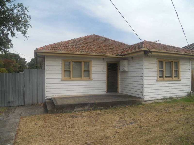 5 Salisbury St, Glenroy VIC 3046