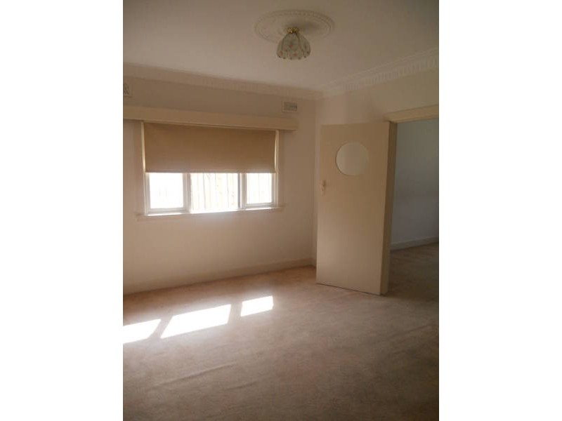 5 Salisbury St, Glenroy VIC 3046