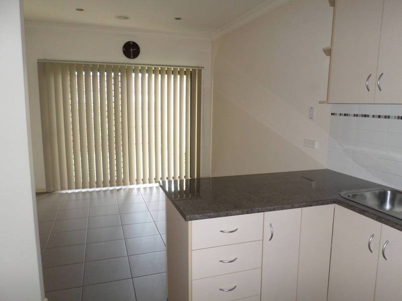 2/38-40 Gladstone Parade, Glenroy VIC 3046