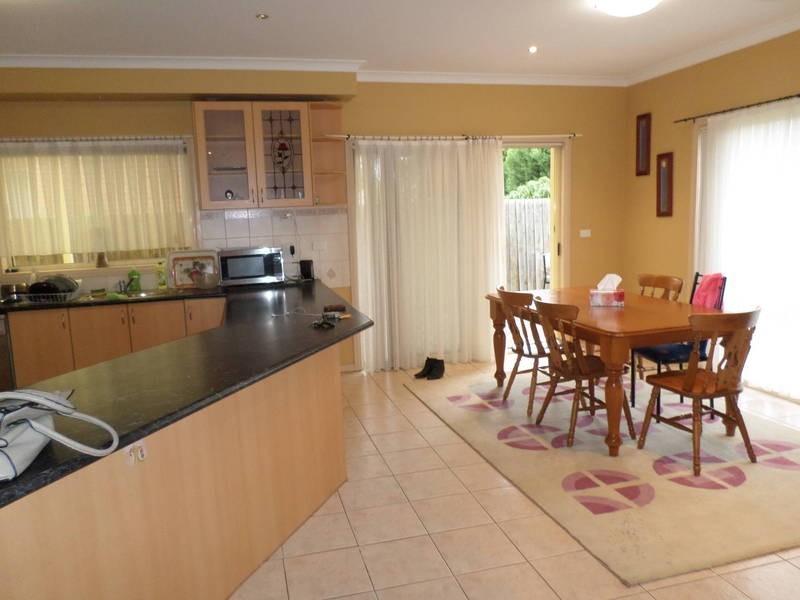 2 Taplin Way, Roxburgh Park VIC 3064