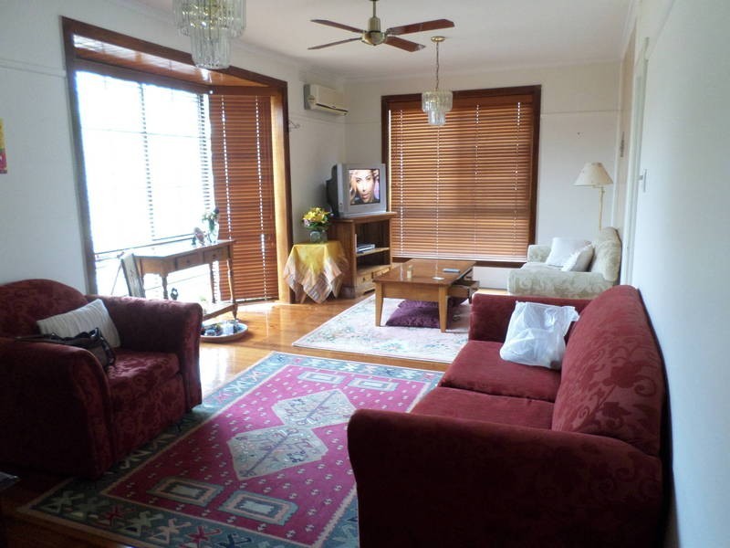 121 LANGTON STREET, Jacana VIC 3047