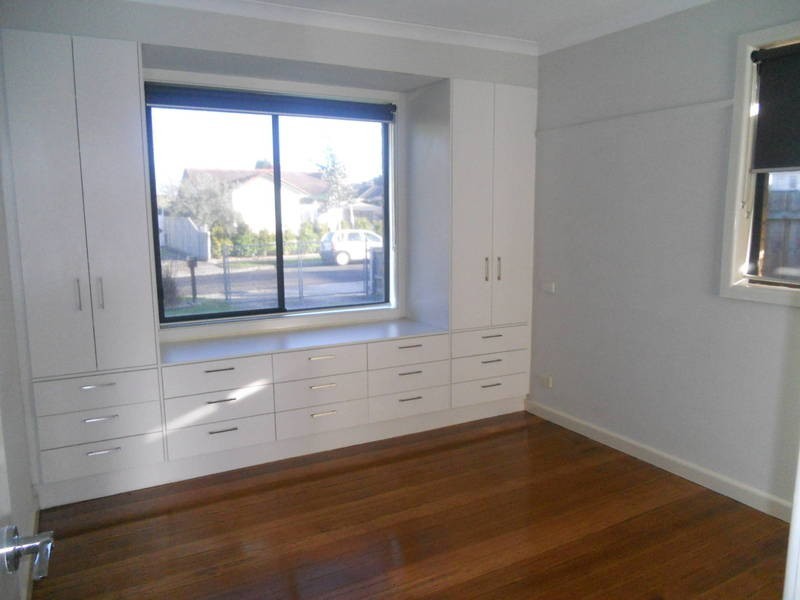 64 Leonard St, Glenroy VIC 3046