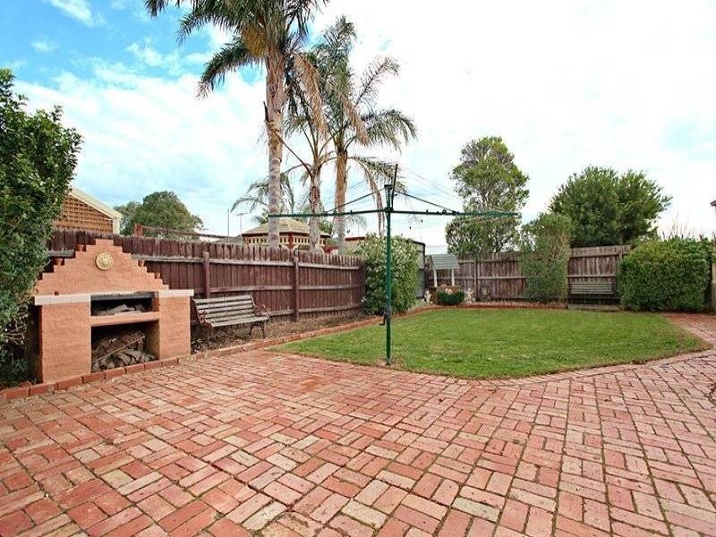 84 South Street, Hadfield VIC 3046