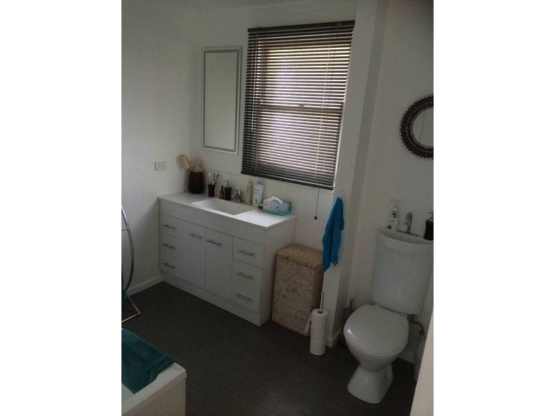 17 Sunset Boulevard, Jacana VIC 3047