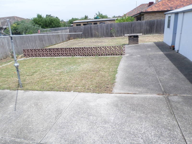 11 Welch Street, Fawkner VIC 3060