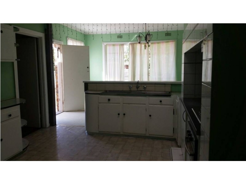 39 BELAIR AVENUE, Glenroy VIC 3046