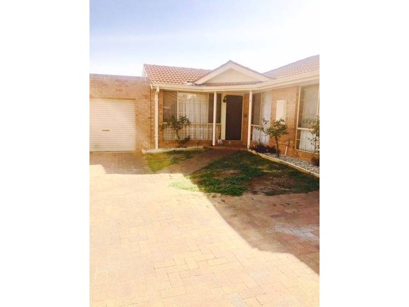 3/2 North Road, Avondale Heights VIC 3034