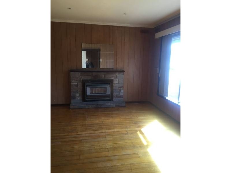 405 Barry Road, Dallas VIC 3047