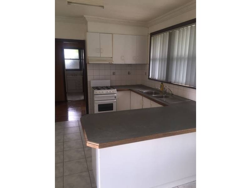 405 Barry Road, Dallas VIC 3047