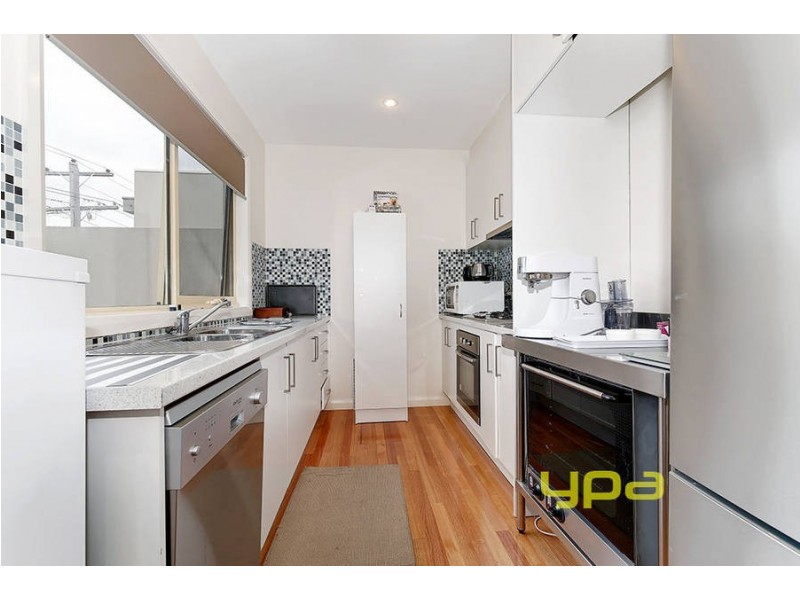 5/68 Wheatsheaf Road, Glenroy VIC 3046