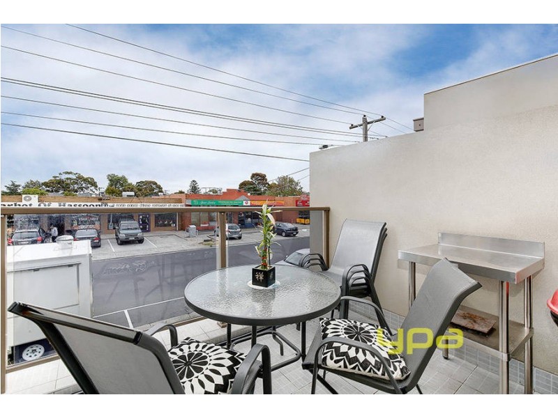 5/68 Wheatsheaf Road, Glenroy VIC 3046