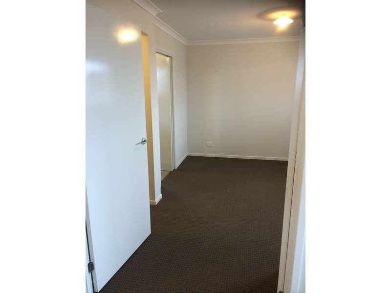 13 TURION DRIVE, Mickleham VIC 3064
