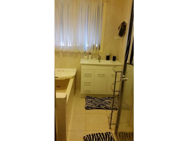 12 Milford Court, Meadow Heights VIC 3048