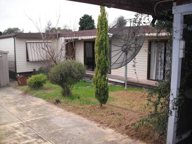 2/74 Gowrie Street, Glenroy VIC 3046