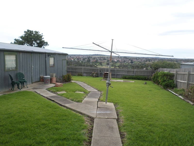 139 SUNSET BOULEVARD, Jacana VIC 3047