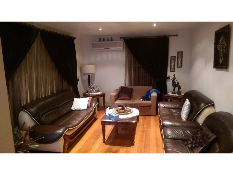 9 Heywood Crescent, Broadmeadows VIC 3047