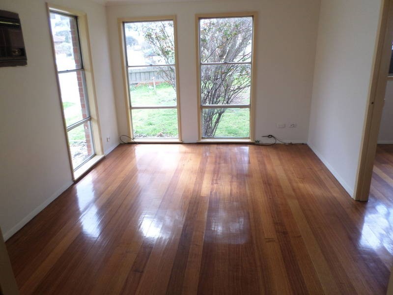 12 TEMPY COURT, Dallas VIC 3047