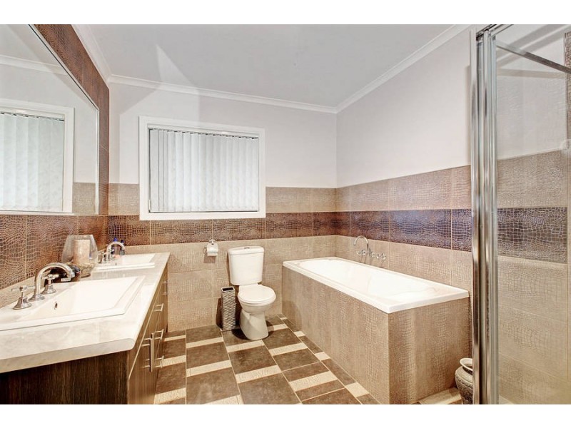 22 HOLBERRY, Broadmeadows VIC 3047