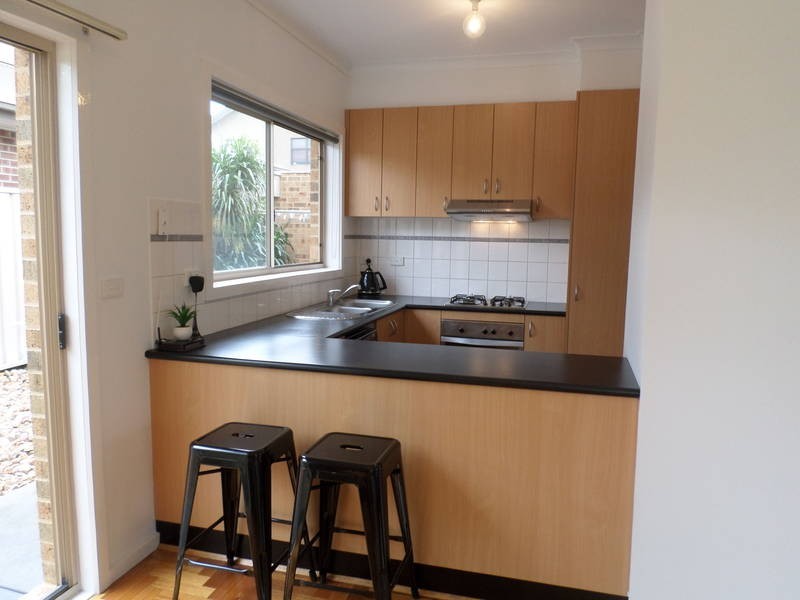 1/52 Isla Avenue, Glenroy VIC 3046