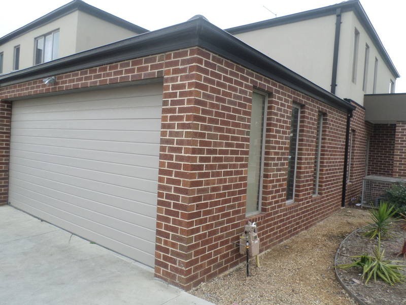 1/335 Grand Boulevard, Craigieburn VIC 3064