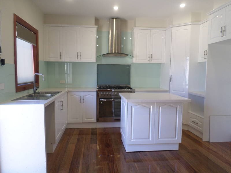 3/15 GISH COURT, Hadfield VIC 3046