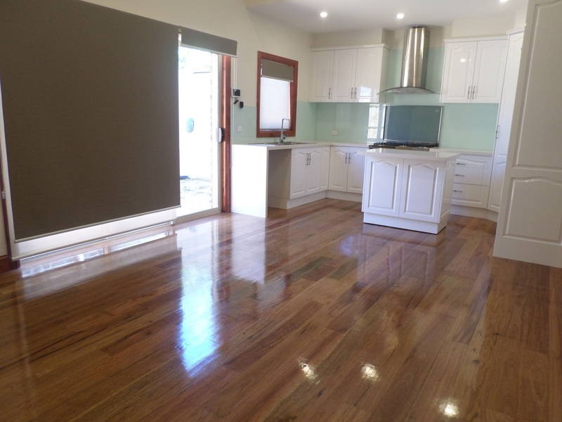 3/15 GISH COURT, Hadfield VIC 3046