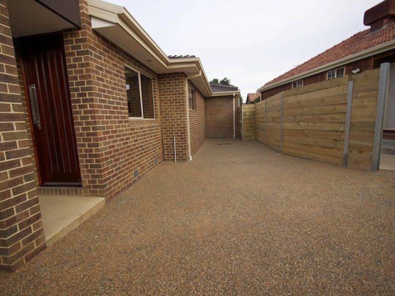 2/6 BLANCHE COURT, Coburg VIC 3058