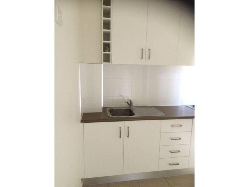 1/146a  MIDDLE STREET, Glenroy VIC 3046