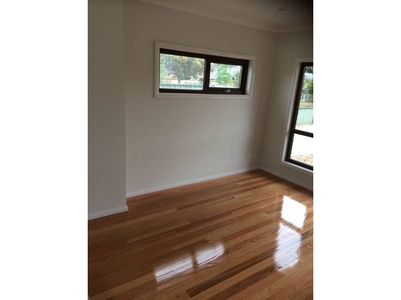 1/12 JUSTIN AVENUE, Glenroy VIC 3046
