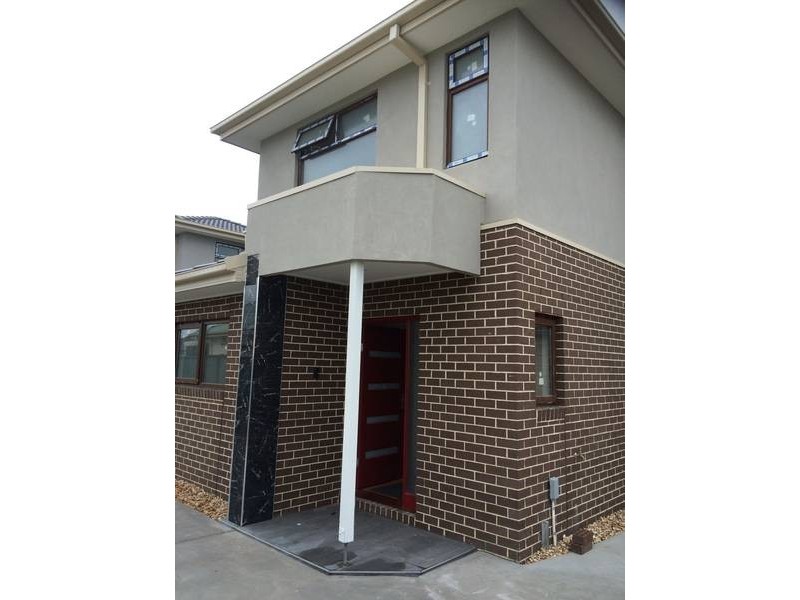 2/12 JUSTIN AVENUE, Glenroy VIC 3046