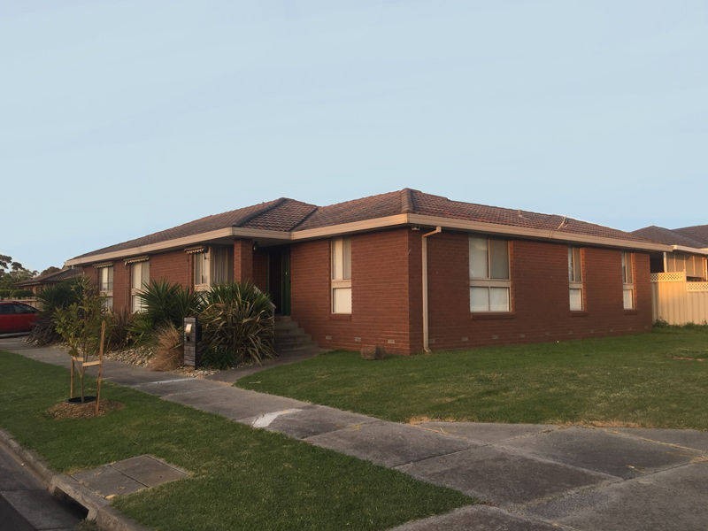 6 Shawlands Drive, Tullamarine VIC 3043