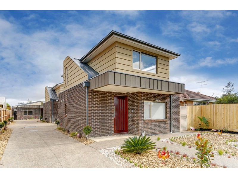 1/15 Gish Court, Hadfield VIC 3046